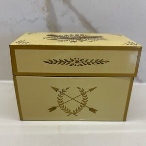 Vintage Ohio Art Co. Florentine Recipe Box Pale Yellow Gold Laurel Wreath